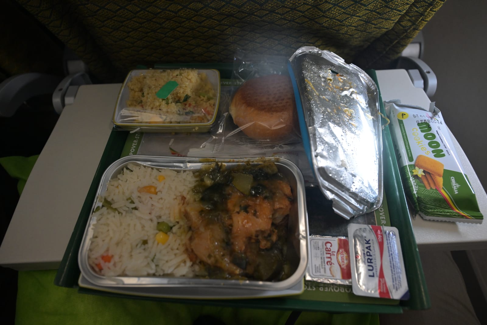 アディスアベバからキリマンジャロへ向かう機内食